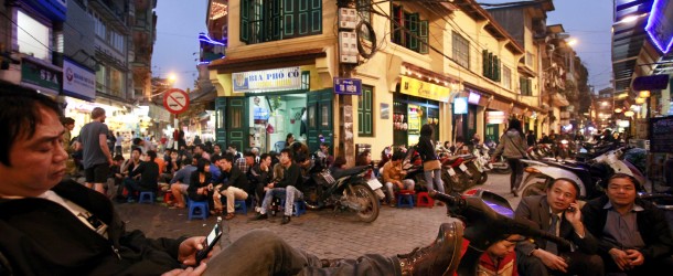 610x250_hanoi-slice-of-life-ta-hien-street